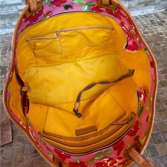 Dooney and Bourke shoulder bag with wallet (rare) - Picture 14 of 16